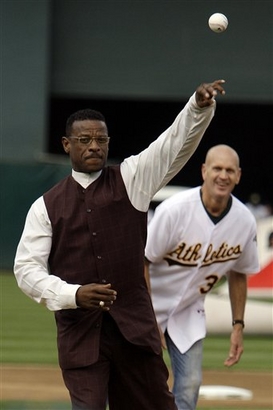 Rickey throwing out the first pitch.  Yes, I want video!!!